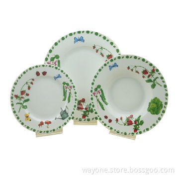 18-piece Porcelain Dinnerware Set, Green Safe in Cabbage/Pea/Strawberry/Ladybug/Butterfly Design